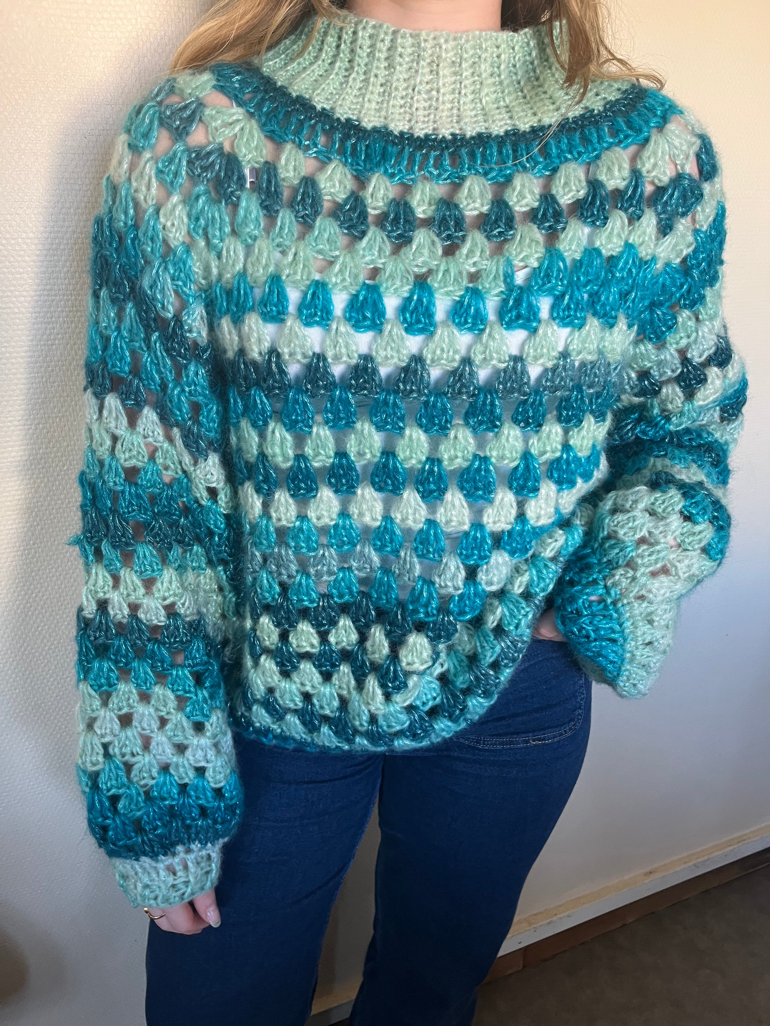 Pull brillant oversize